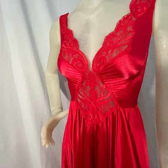 Vintage Olga 92270 Red Slip Dress - Picture 5 of 6